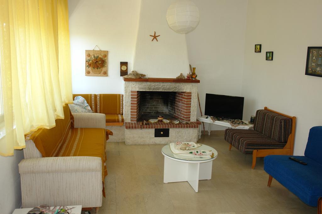 Antheia'S House Villa Nea Skioni Exterior foto
